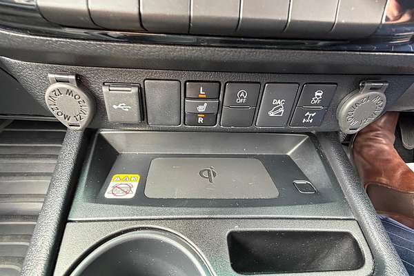 2024 Toyota Hilux SR5 48V GUN126R 4X4