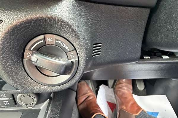 2024 Toyota Hilux SR5 48V GUN126R 4X4