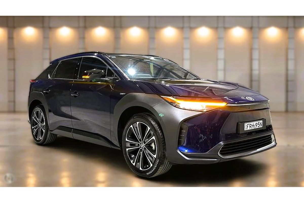 2024 Toyota bZ4X YEAM15R