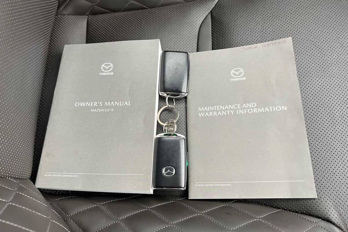 2022 Mazda CX-9 Azami LE TC