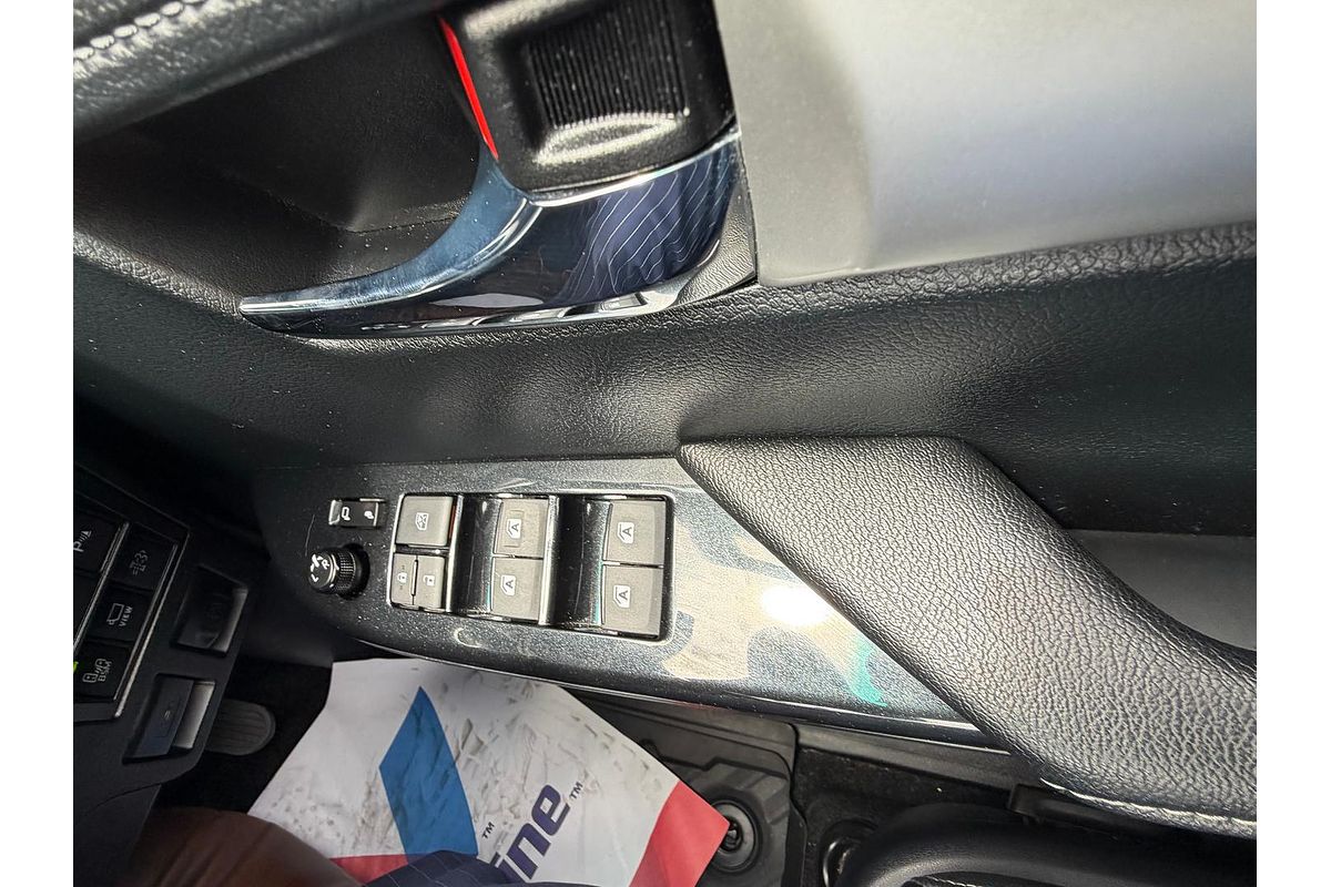 2024 Toyota Hilux SR5 48V GUN126R 4X4