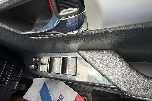 2024 Toyota Hilux SR5 48V GUN126R 4X4