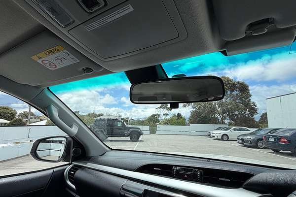 2024 Toyota Hilux SR5 48V GUN126R 4X4