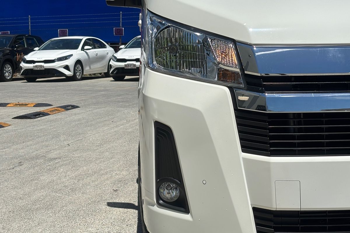 2024 Toyota Hiace GDH300R