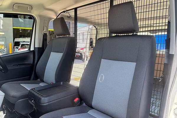 2024 Toyota Hiace GDH300R