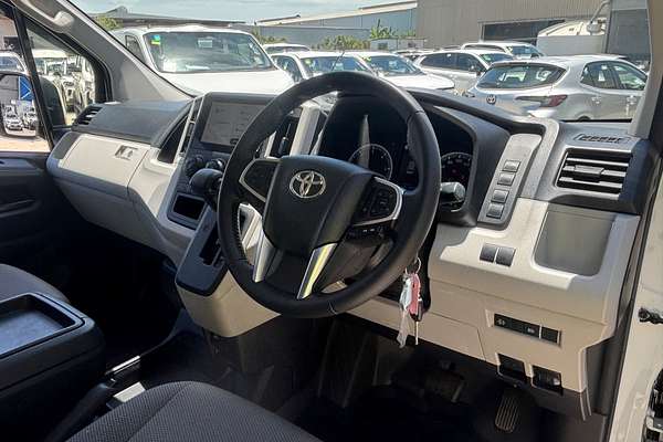 2024 Toyota Hiace GDH300R