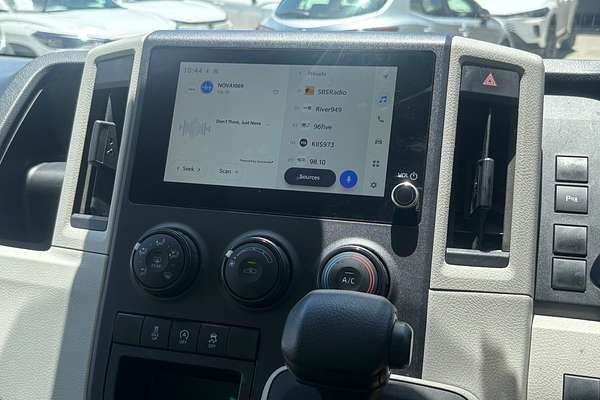 2024 Toyota Hiace GDH300R