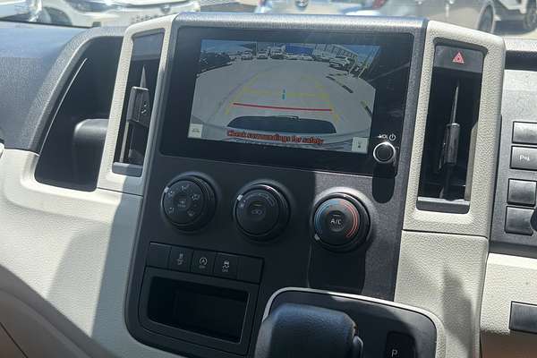 2024 Toyota Hiace GDH300R