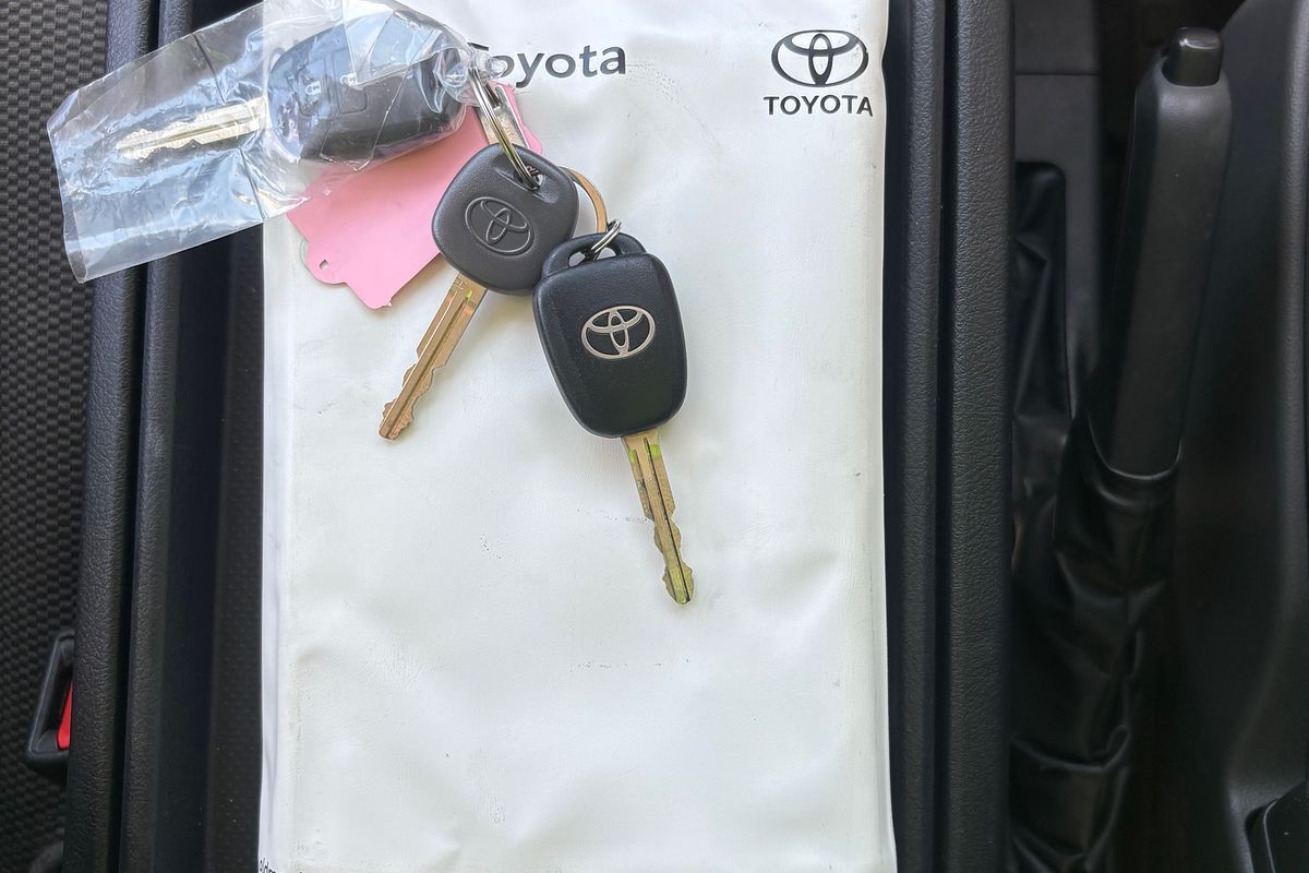 2024 Toyota Hiace GDH300R