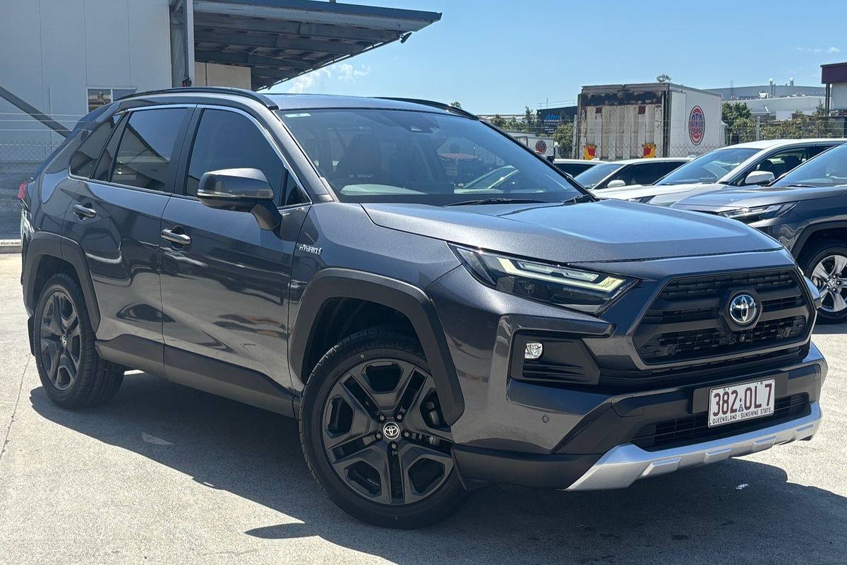 2021 Toyota RAV4 Edge AXAH54R