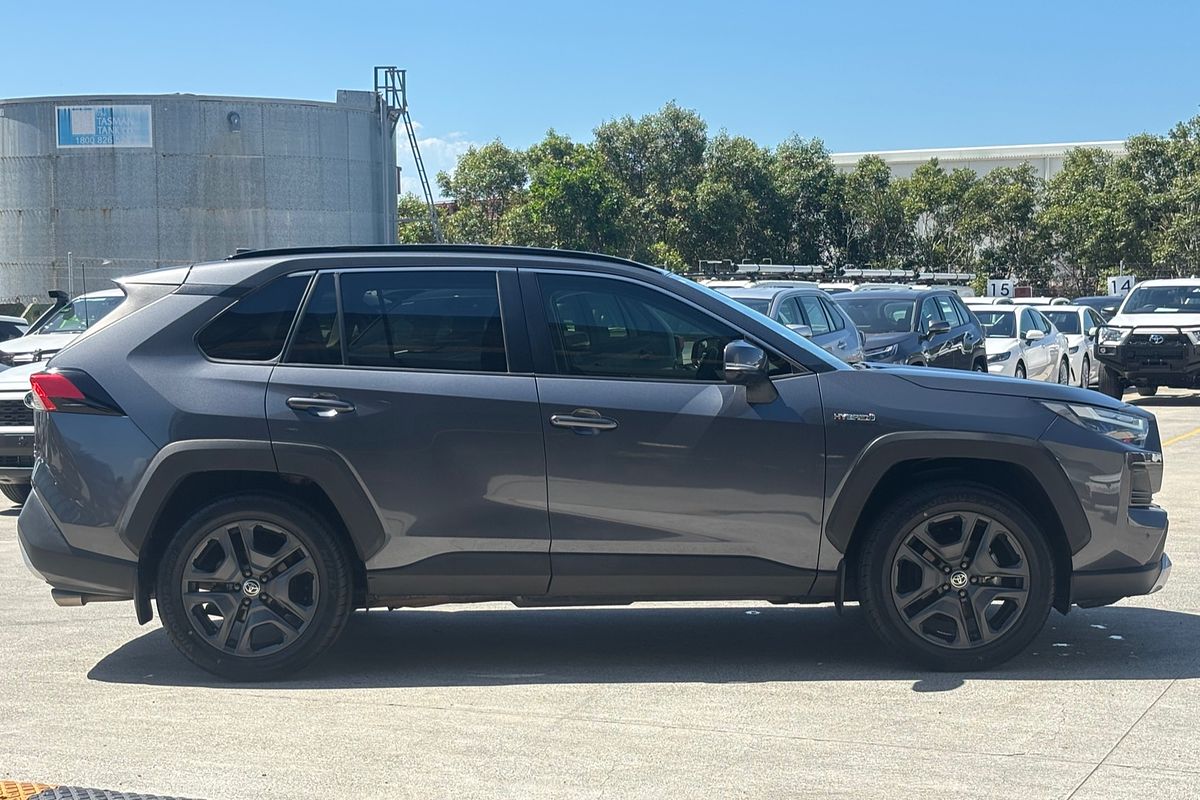 2021 Toyota RAV4 Edge AXAH54R