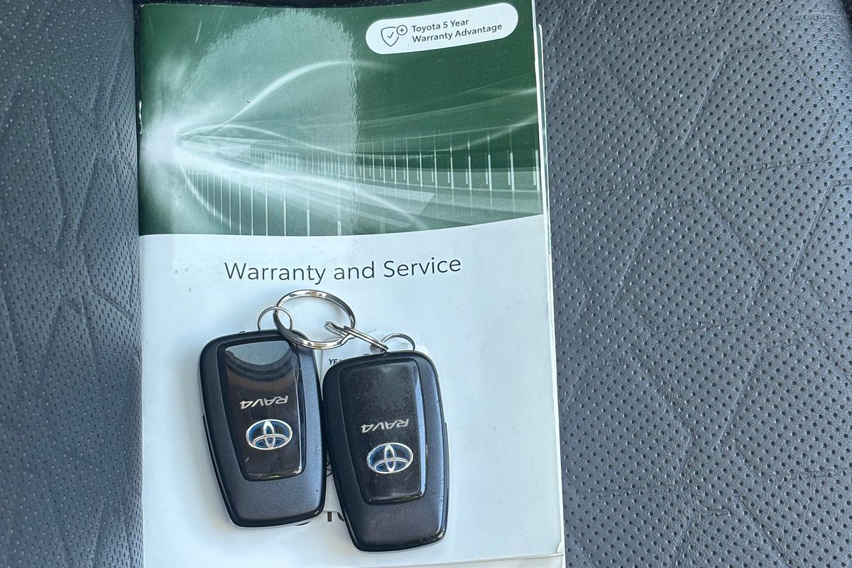 2021 Toyota RAV4 Edge AXAH54R