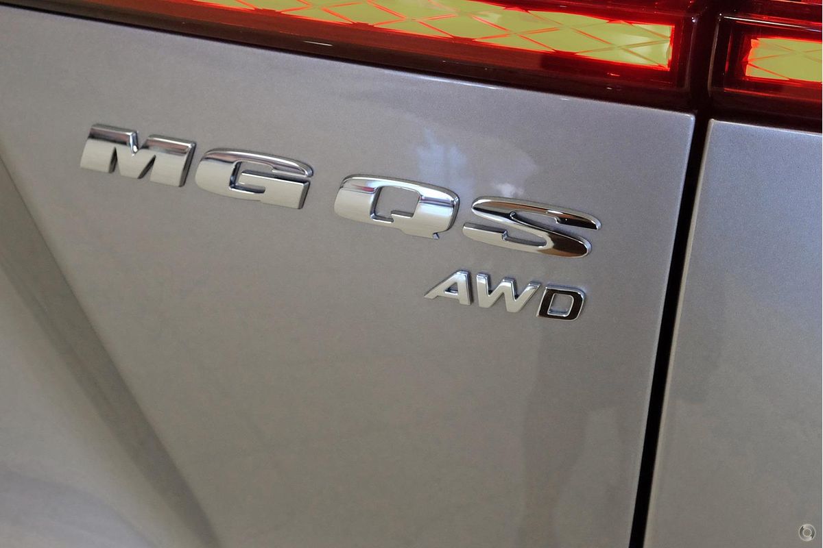 2025 MG QS Essence IS31