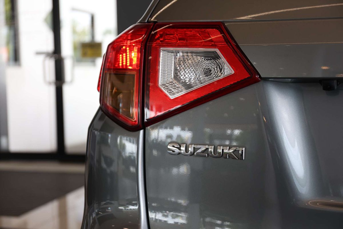 2016 Suzuki Vitara RT-S LY