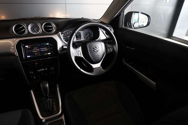 2016 Suzuki Vitara RT-S LY