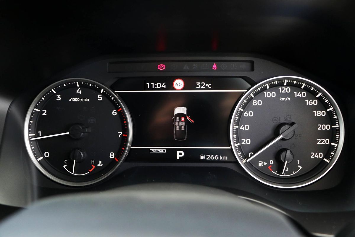 2024 Mitsubishi Outlander LS ZM