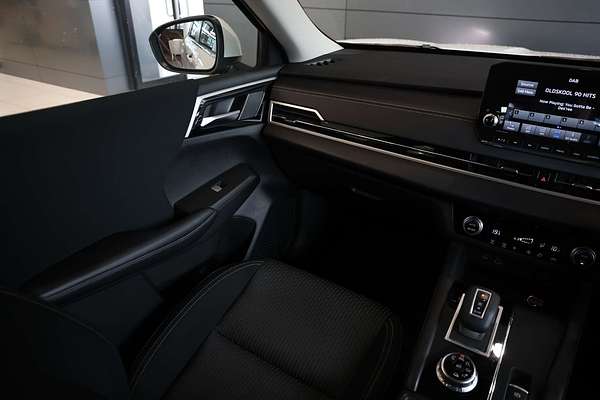 2022 Mitsubishi Outlander ES ZM