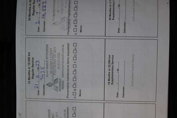 2022 Mitsubishi Outlander ES ZM