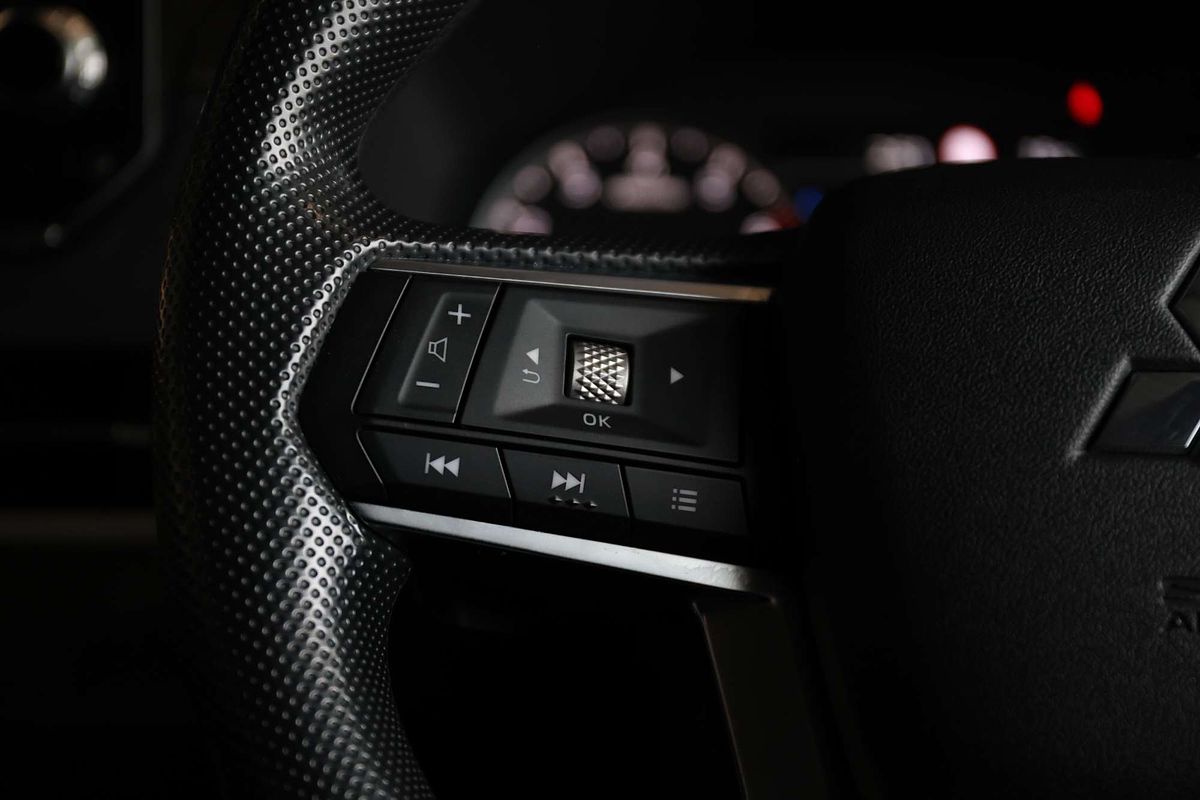 2022 Mitsubishi Outlander ES ZM