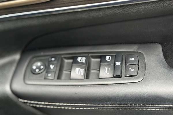 2014 Jeep Grand Cherokee Overland WK