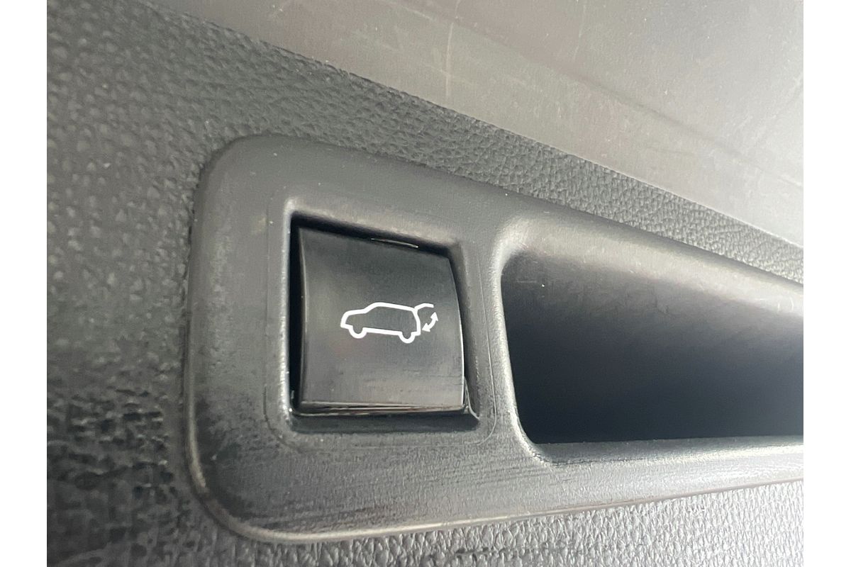 2022 Toyota Kluger Grande AXUH78R