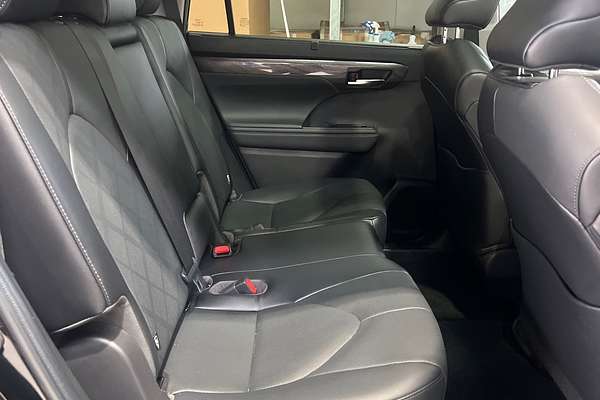 2022 Toyota Kluger Grande AXUH78R