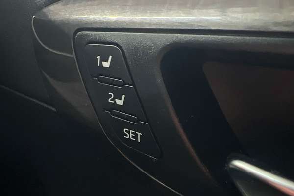 2022 Toyota Kluger Grande AXUH78R