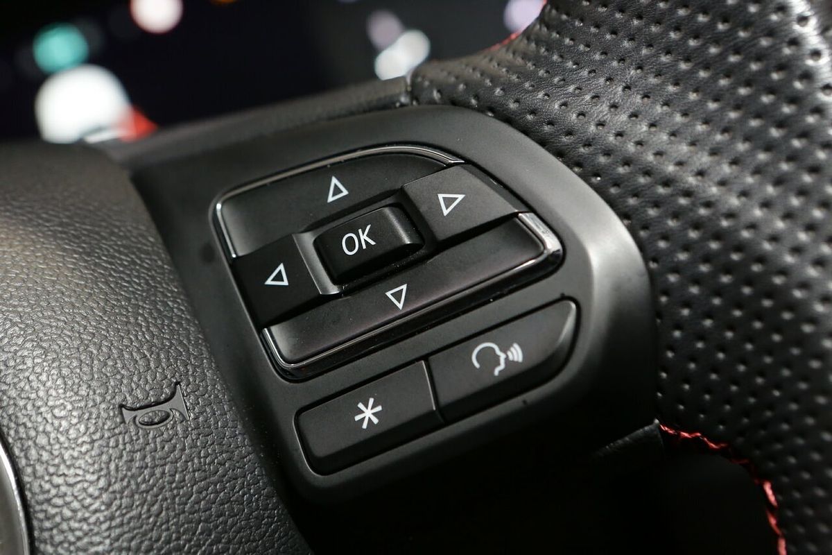 2024 MG HS Vibe SAS23