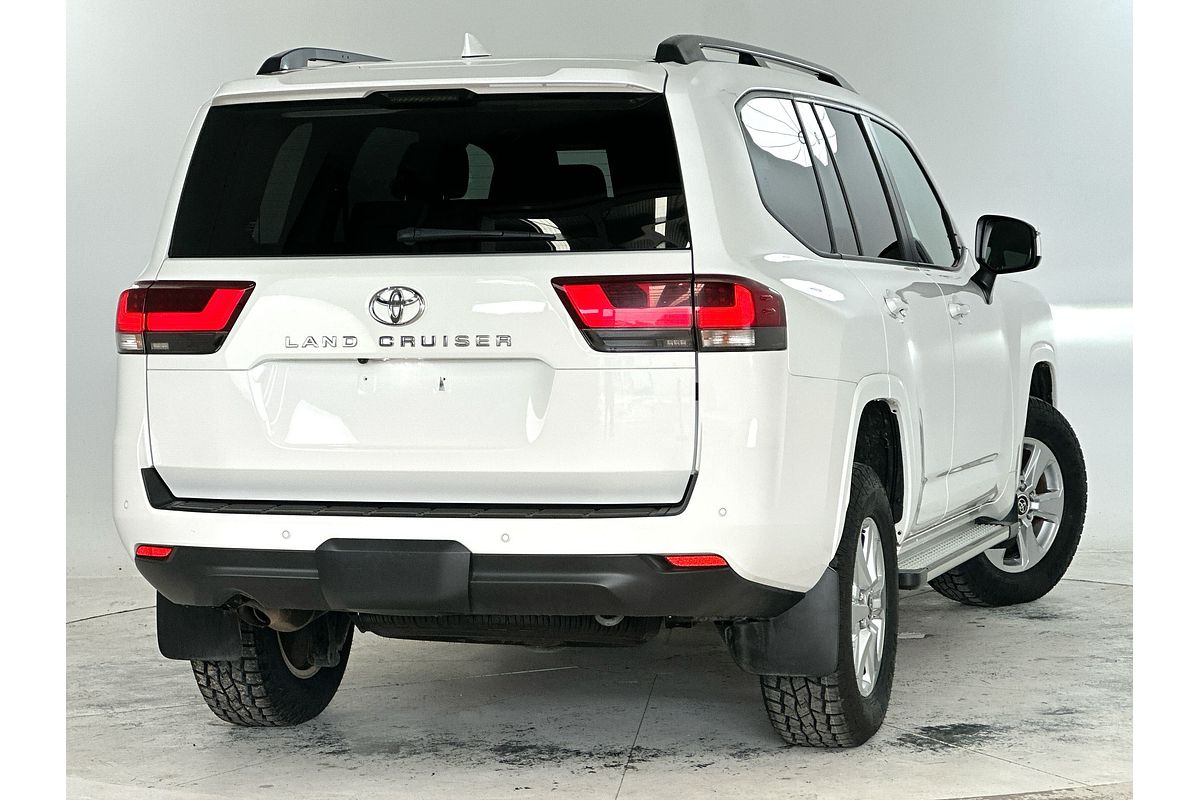 2023 Toyota Landcruiser GXL FJA300R