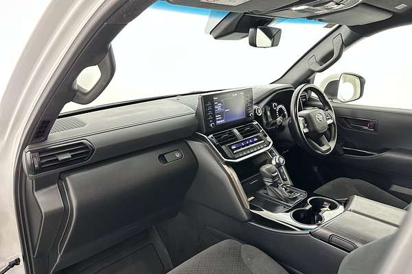 2023 Toyota Landcruiser GXL FJA300R