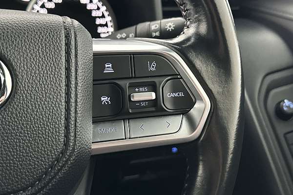 2023 Toyota Landcruiser GXL FJA300R