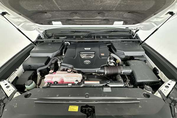 2023 Toyota Landcruiser GXL FJA300R