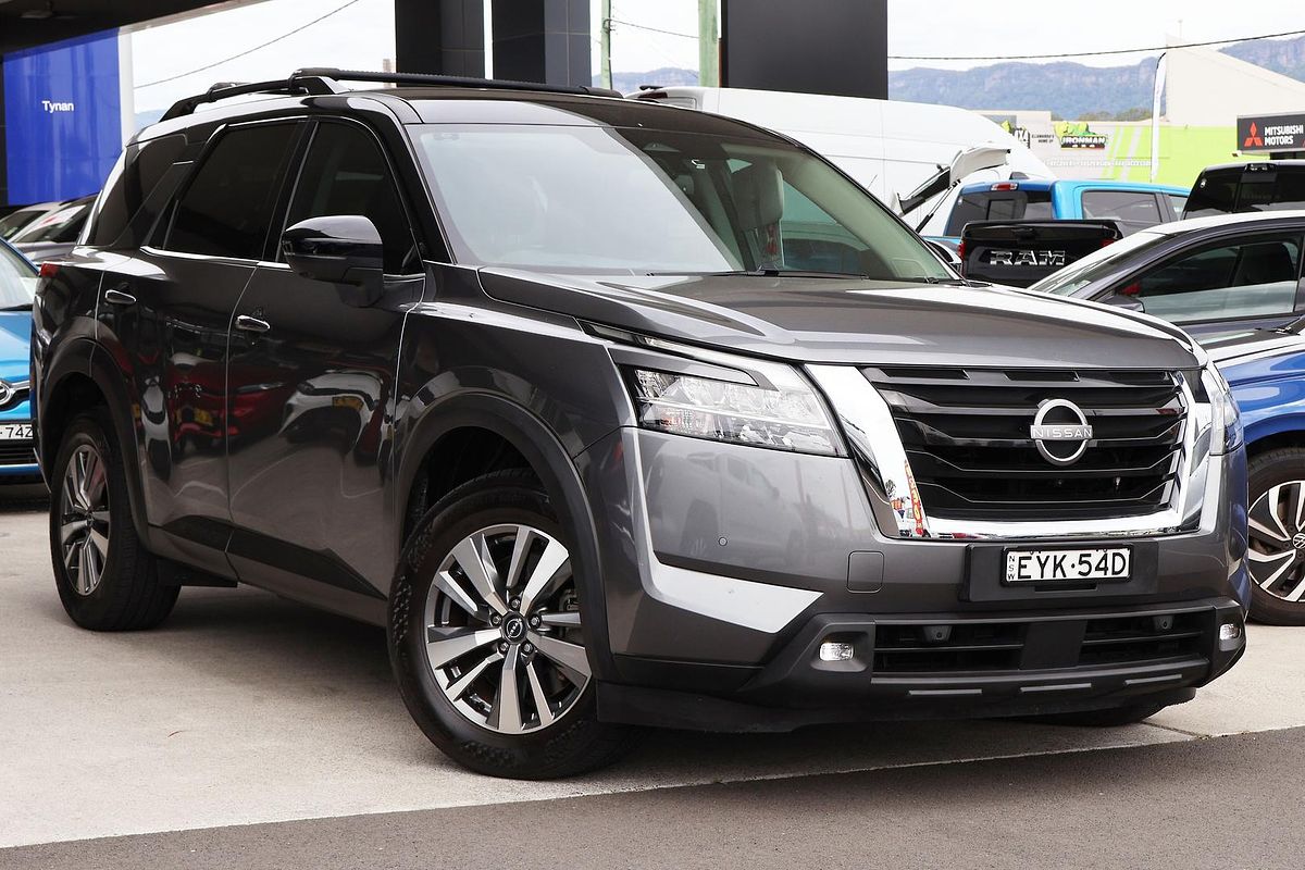 2022 Nissan Pathfinder Ti R53