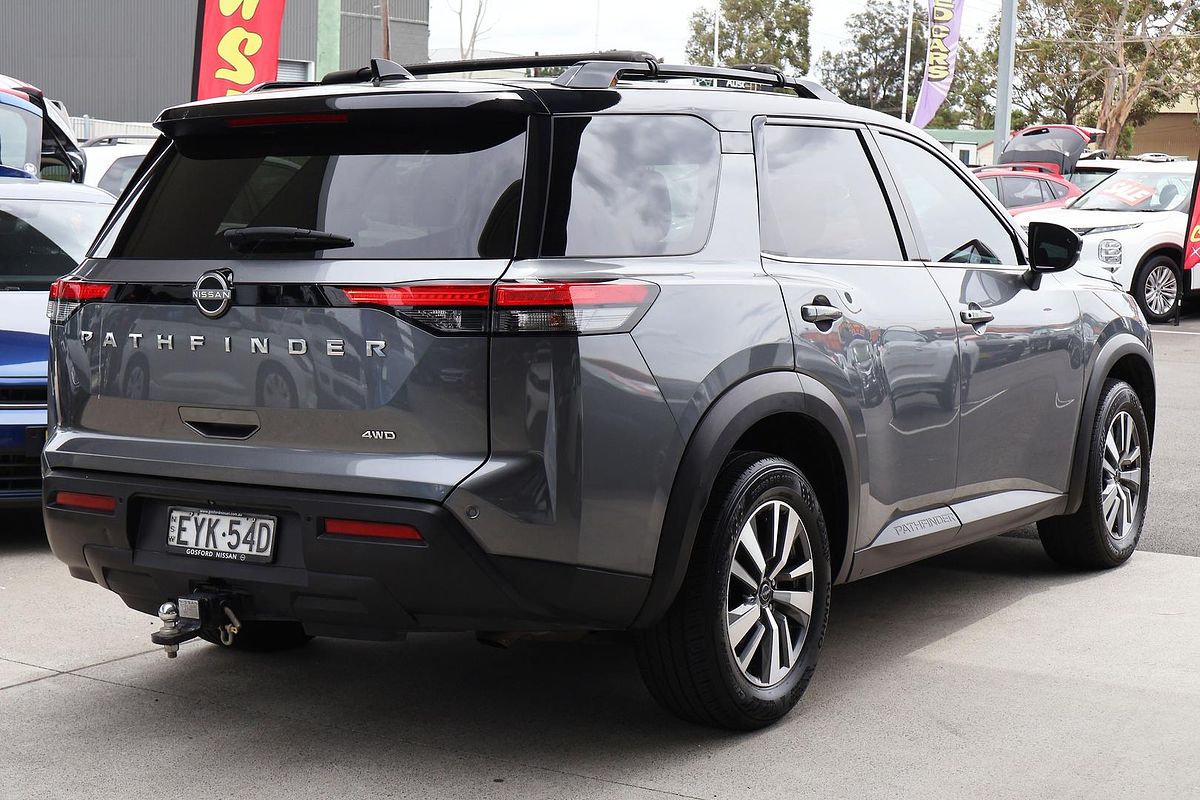 2022 Nissan Pathfinder Ti R53