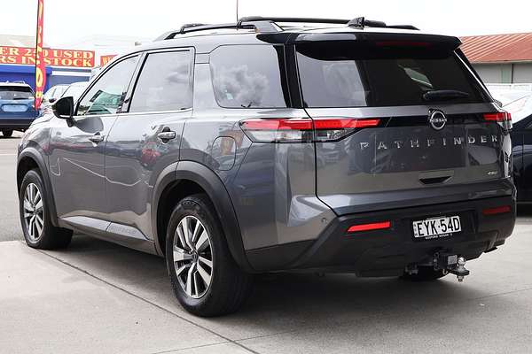 2022 Nissan Pathfinder Ti R53