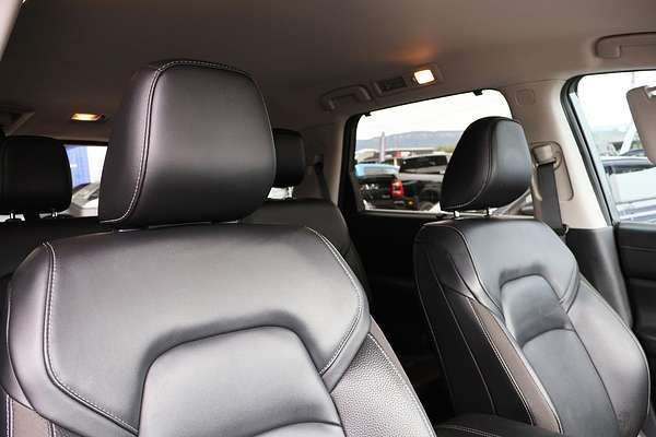 2022 Nissan Pathfinder Ti R53