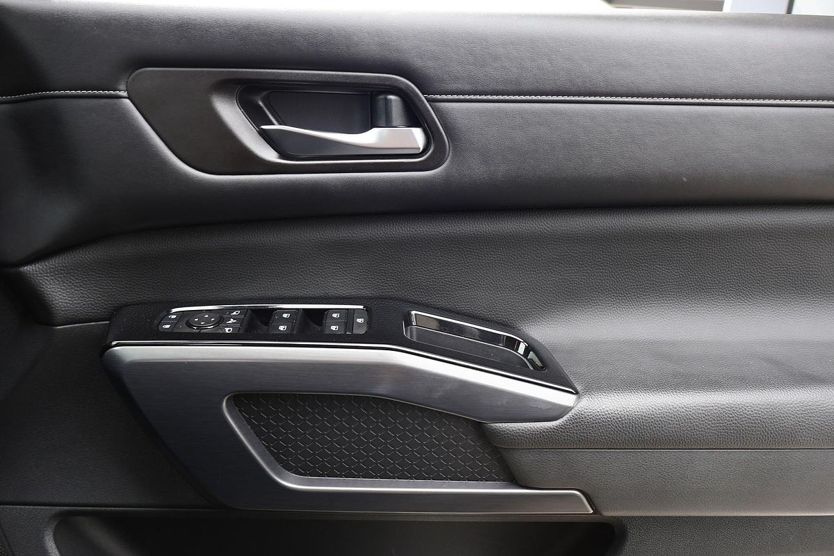 2022 Nissan Pathfinder Ti R53