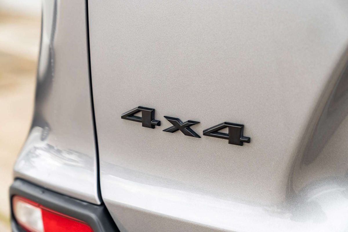 2019 Jeep Cherokee Night Eagle KL