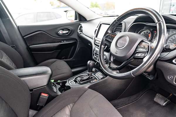 2019 Jeep Cherokee Night Eagle KL