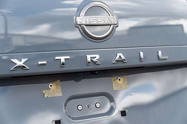 2025 Nissan X-TRAIL ST-L T33