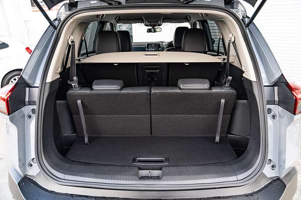 2025 Nissan X-TRAIL ST-L T33