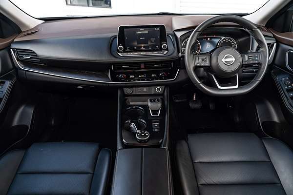 2025 Nissan X-TRAIL ST-L T33