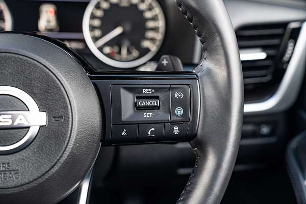 2025 Nissan X-TRAIL ST-L T33