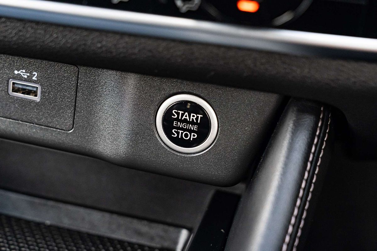 2025 Nissan X-TRAIL ST-L T33