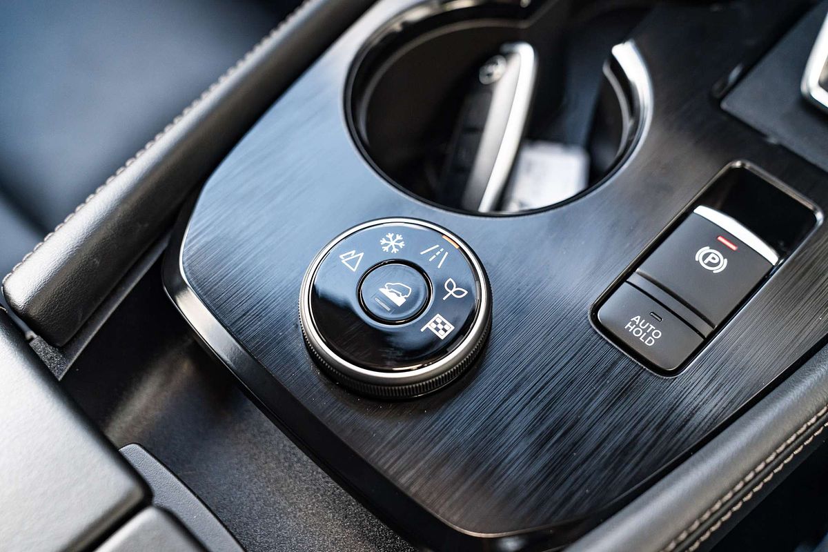 2025 Nissan X-TRAIL ST-L T33