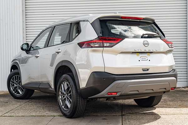 2025 Nissan X-TRAIL ST T33