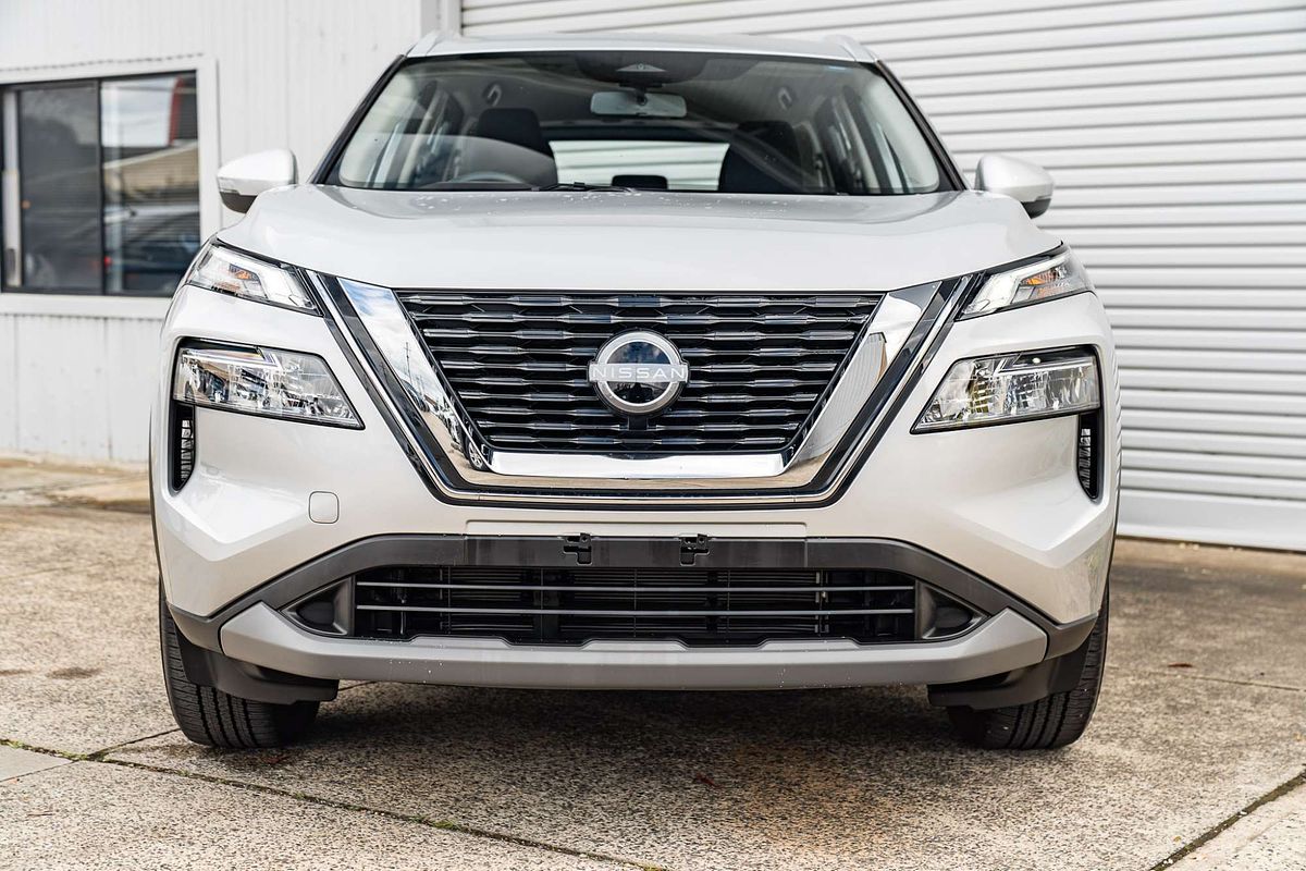 2025 Nissan X-TRAIL ST T33