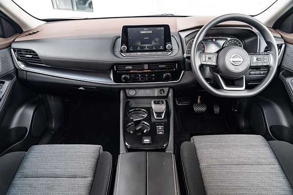 2025 Nissan X-TRAIL ST T33