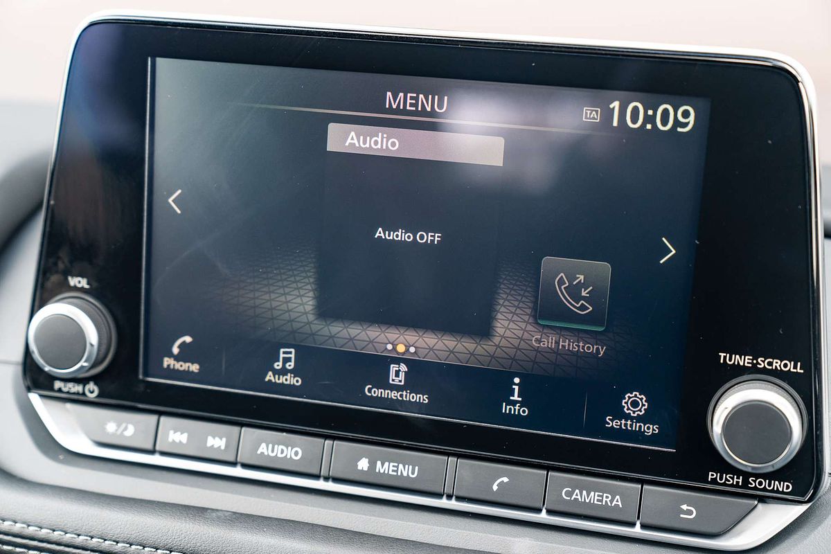 2025 Nissan X-TRAIL ST T33