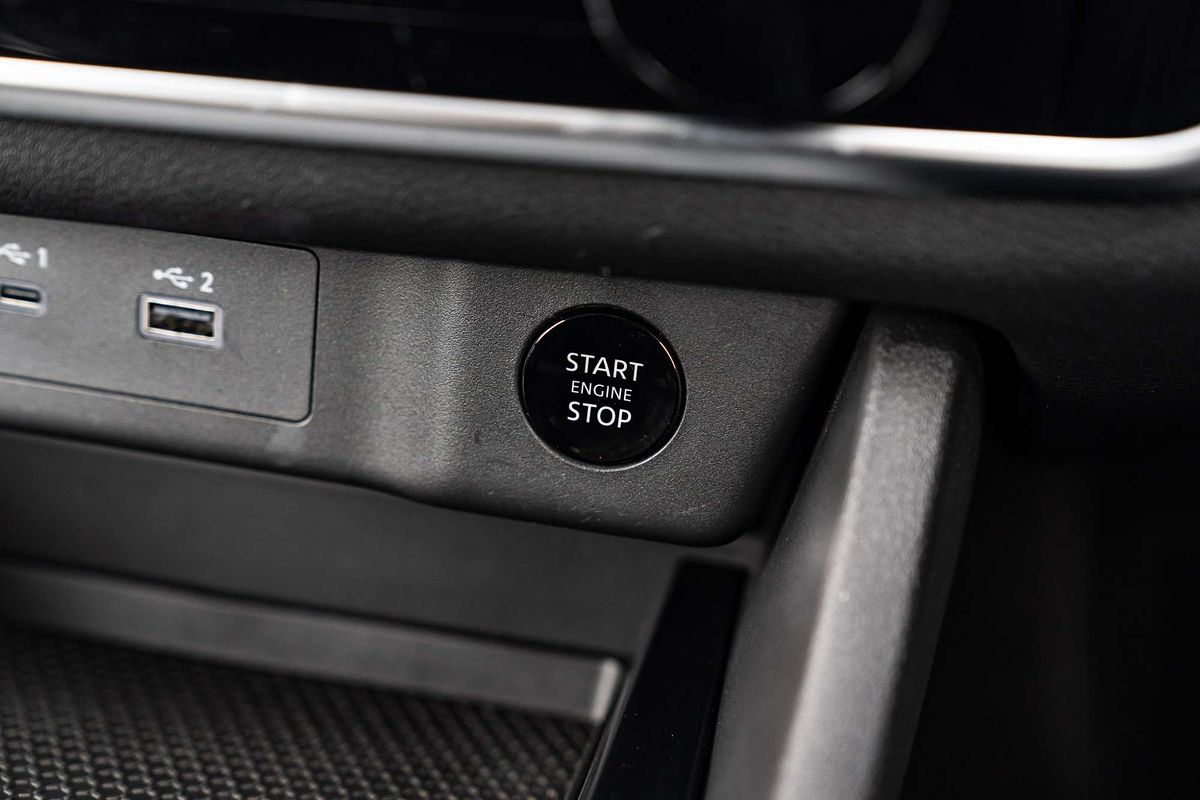 2025 Nissan X-TRAIL ST T33